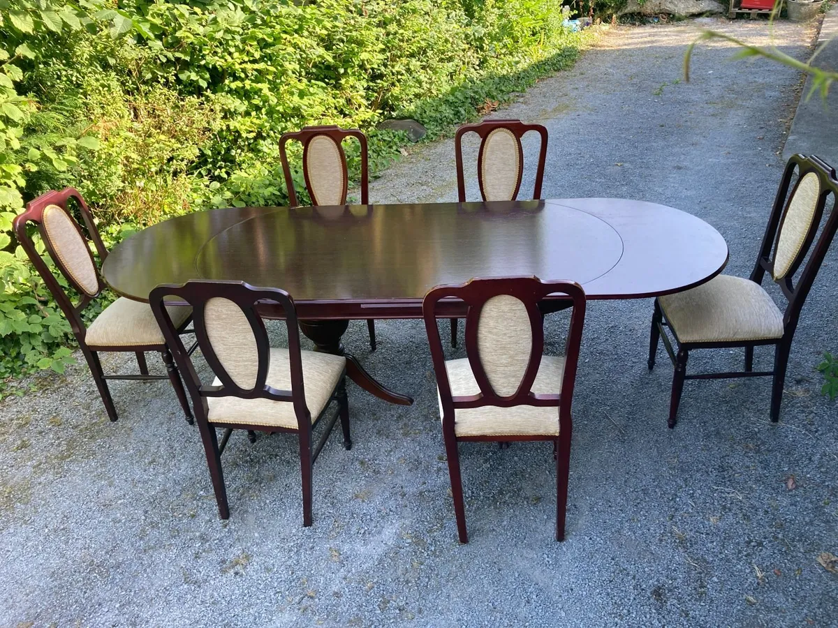 Extendible Dining Table and Chairs - Image 3