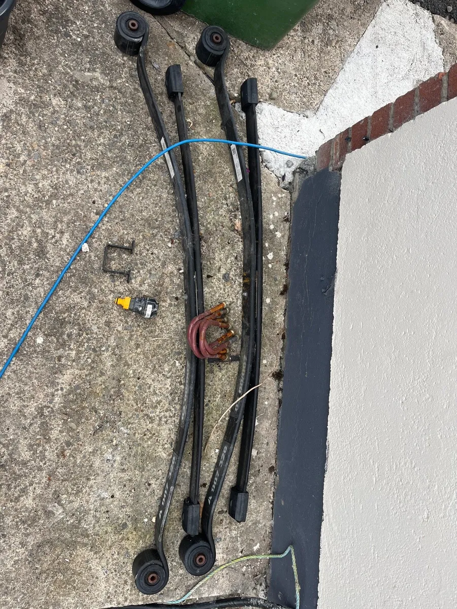 252 Sprinter LWB double leaf spring  x2