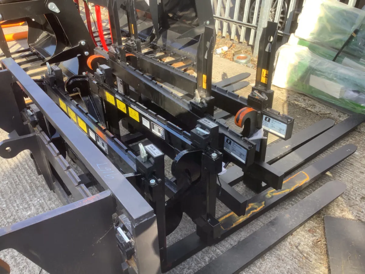 Pallet forks with euro brackets - Image 1