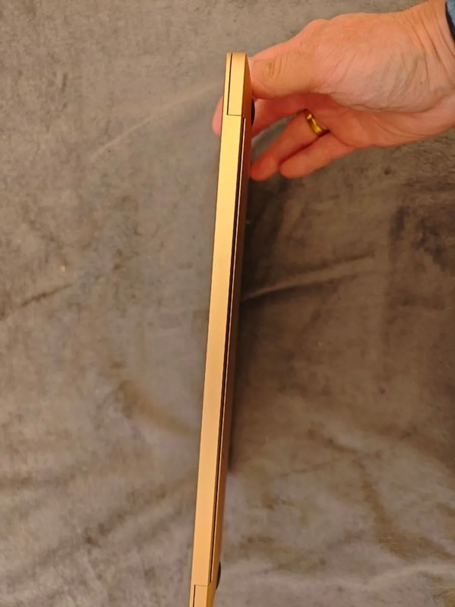 MacBook  air M1 2020 14 inch - Image 3
