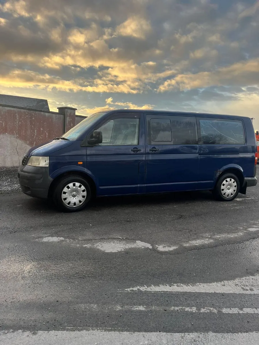 Volkswagen Kombi 2007 - Image 1