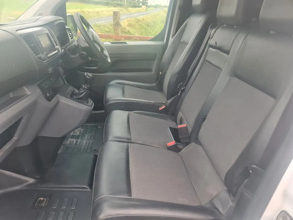 2018 Citroen Dispatch swb NEW CVRT 17 /12/20,, 1.6 - Image 3