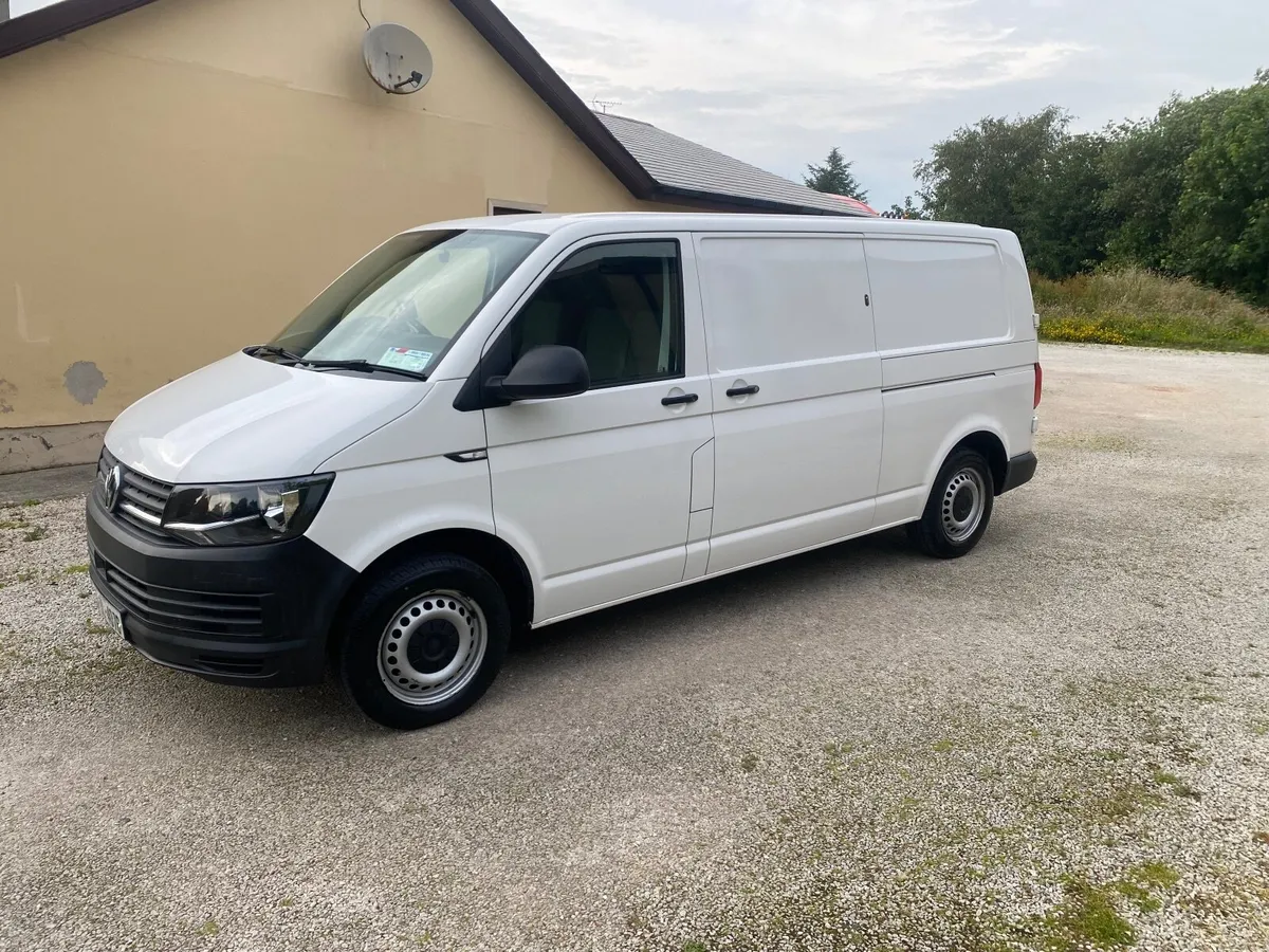 Volkswagen Transporter 2019 - Image 1