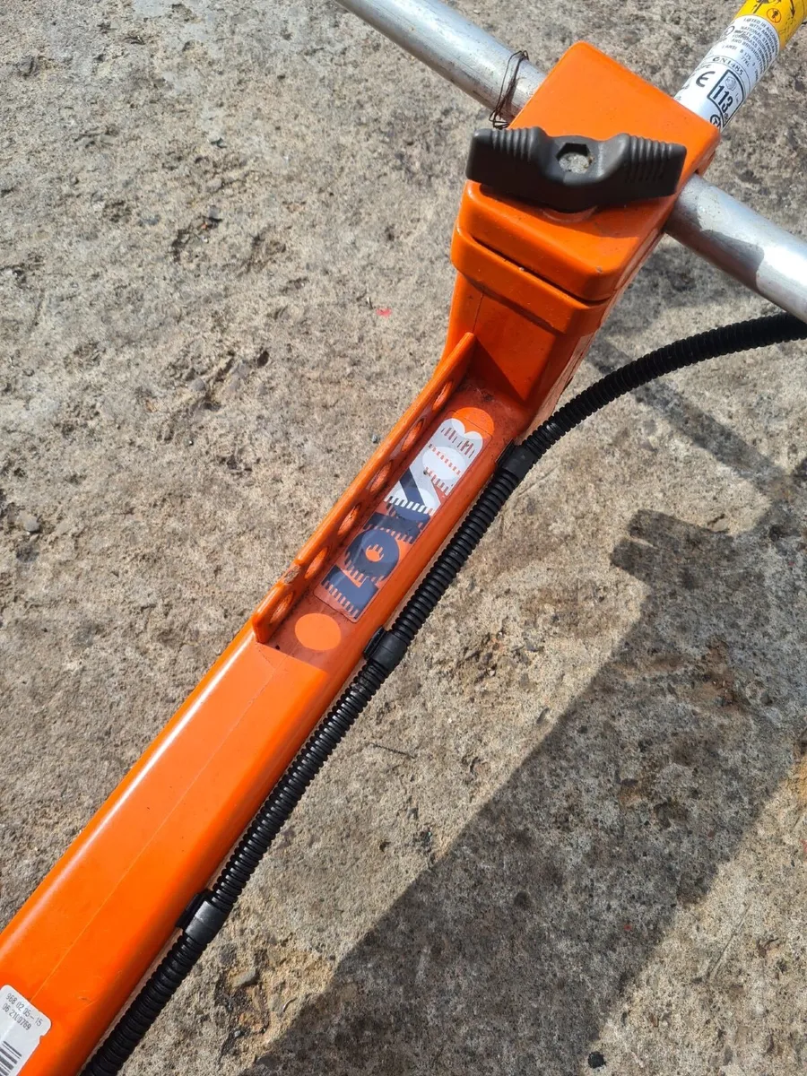 Husqvarna brush cutter - Image 3