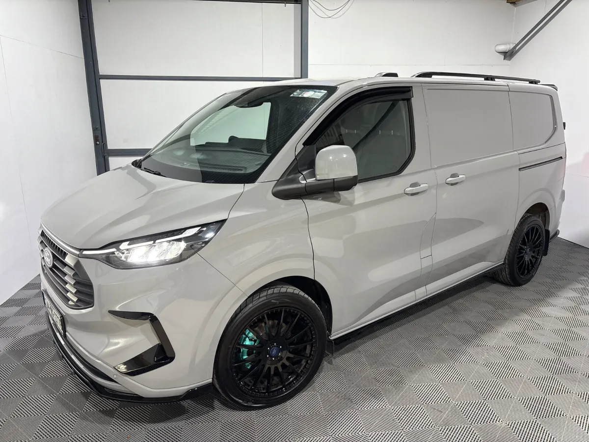 2024 Ford Transit Custom Limited LWB - Image 4
