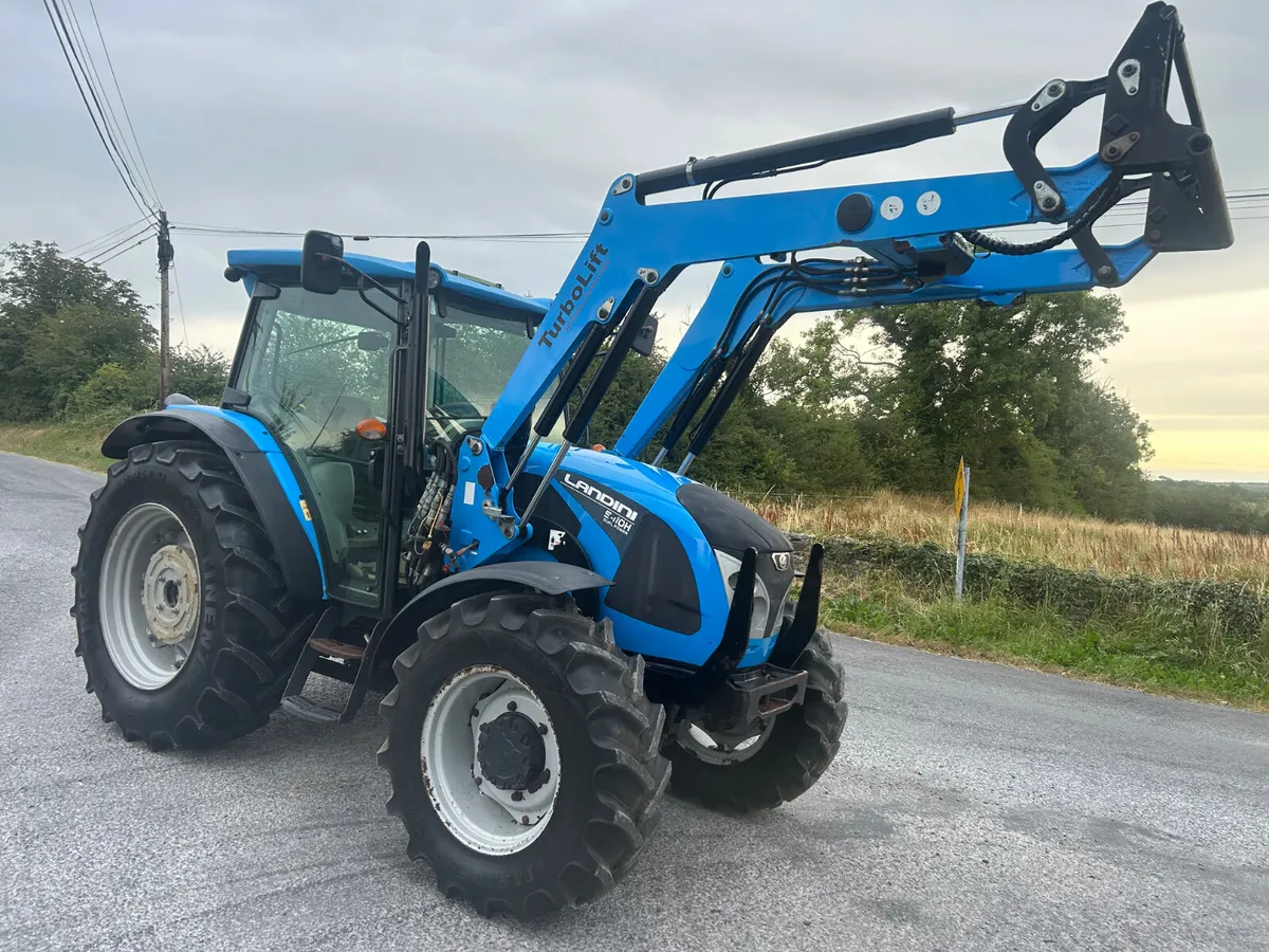 2014 Landini 5-110H with Loader - Image 4