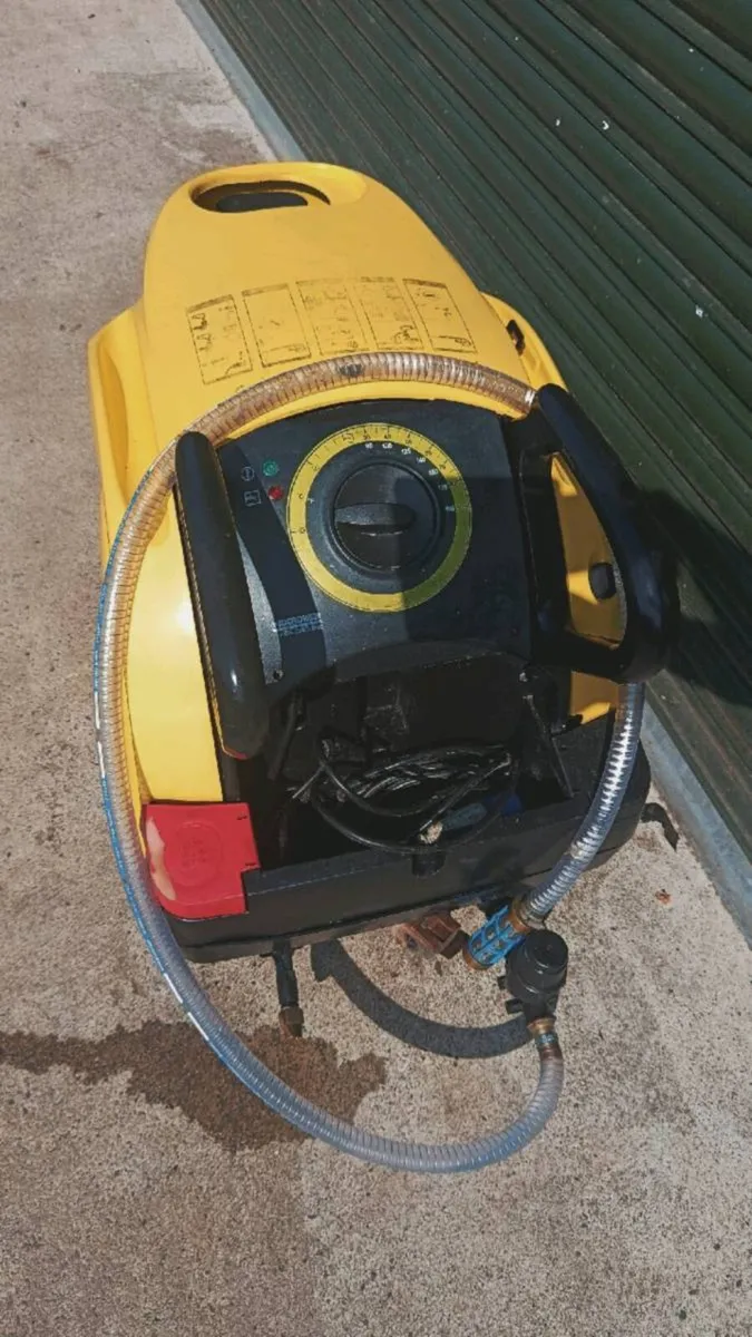 Karcher 220v  hot and cold power washer - Image 3