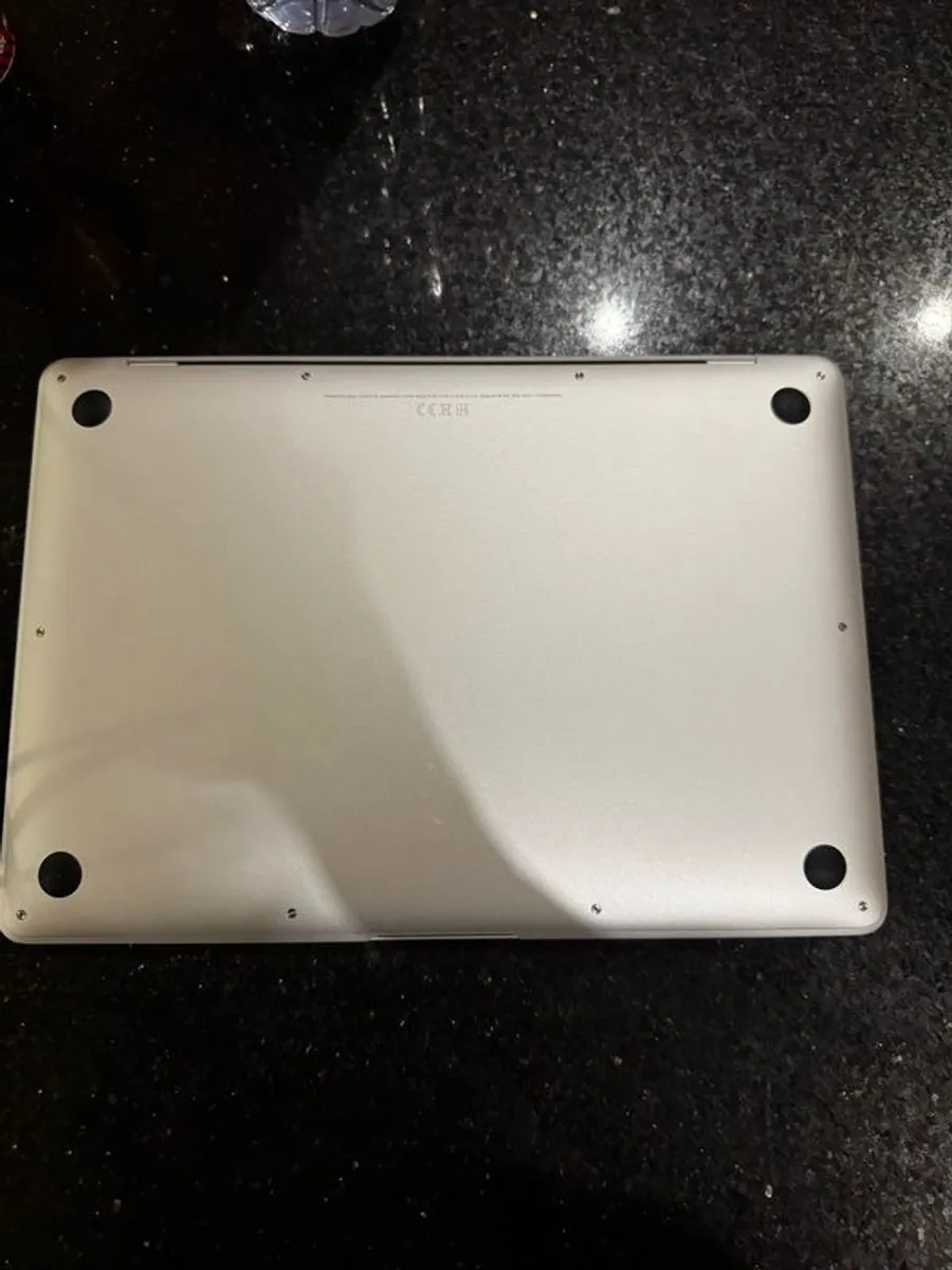 Apple MacBook Air Retina 13-inch (2020) - Image 3