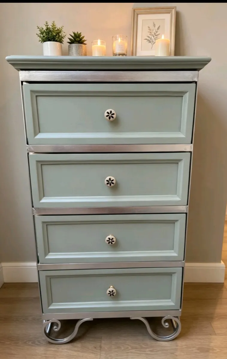 Chest of Drawers - Image 3