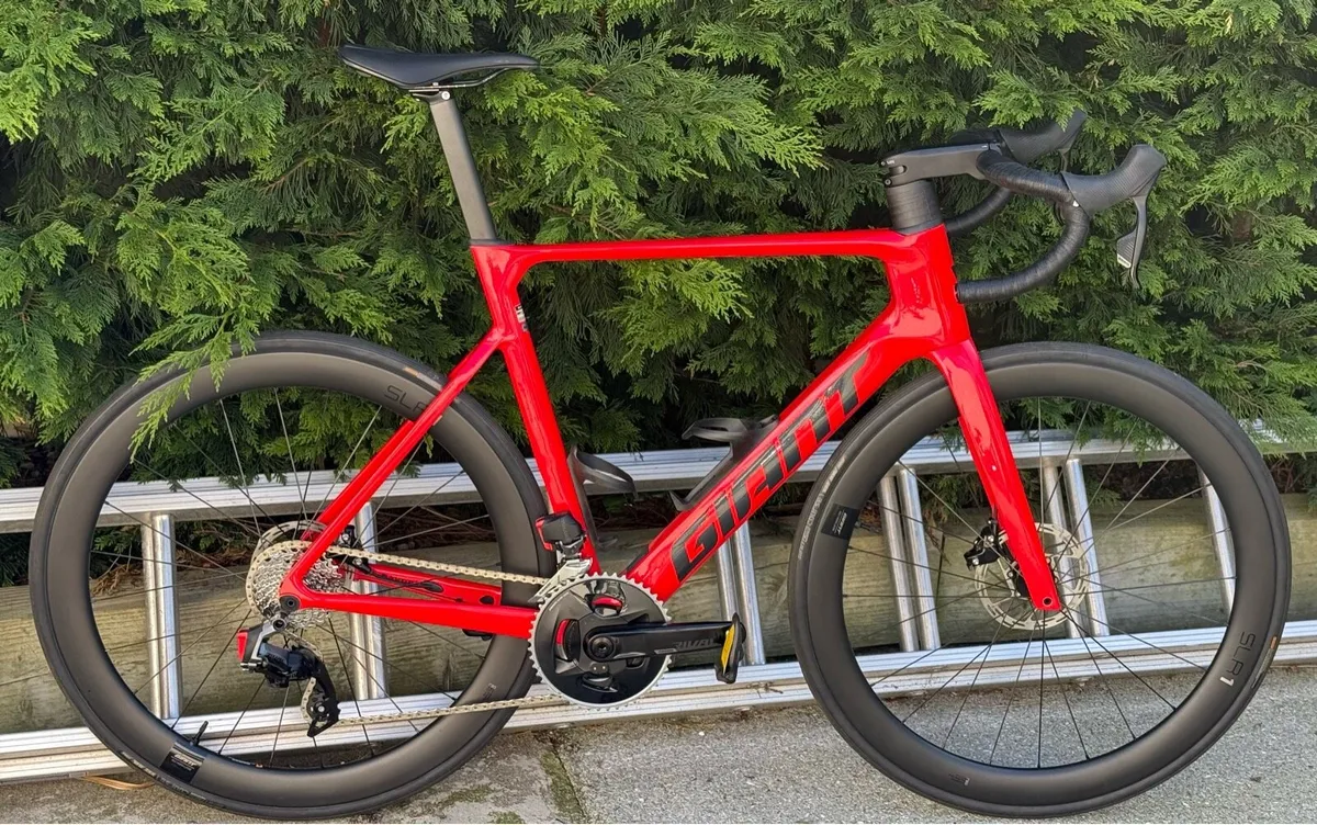 2025 Giant Propel Advanced Pro 1 – SRAM Rival AXS