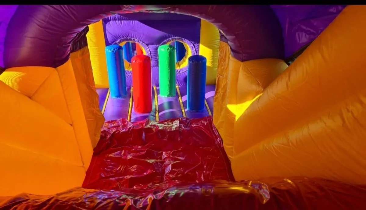 Bouncing castle - Image 2