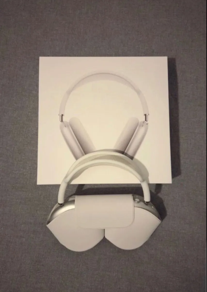 Airpods Max - Image 1