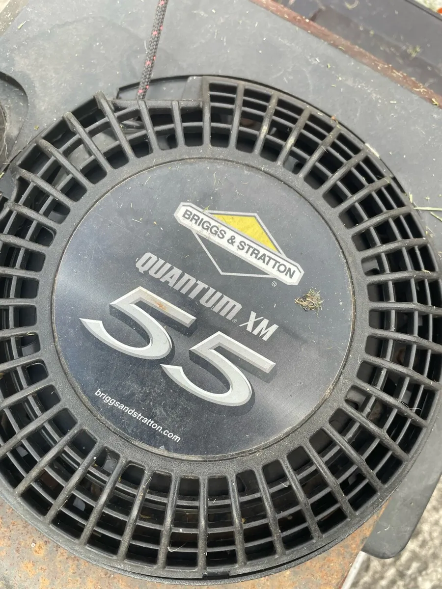 Briggs & Stratton Lawnmower - Image 2