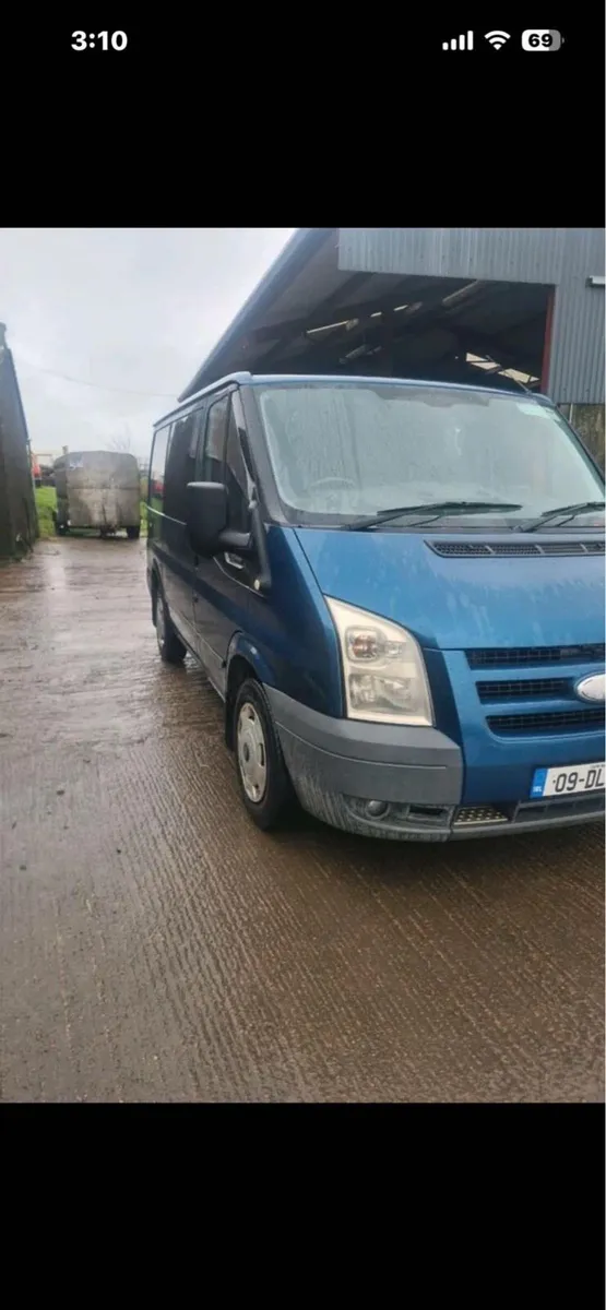 Transit van - Image 1