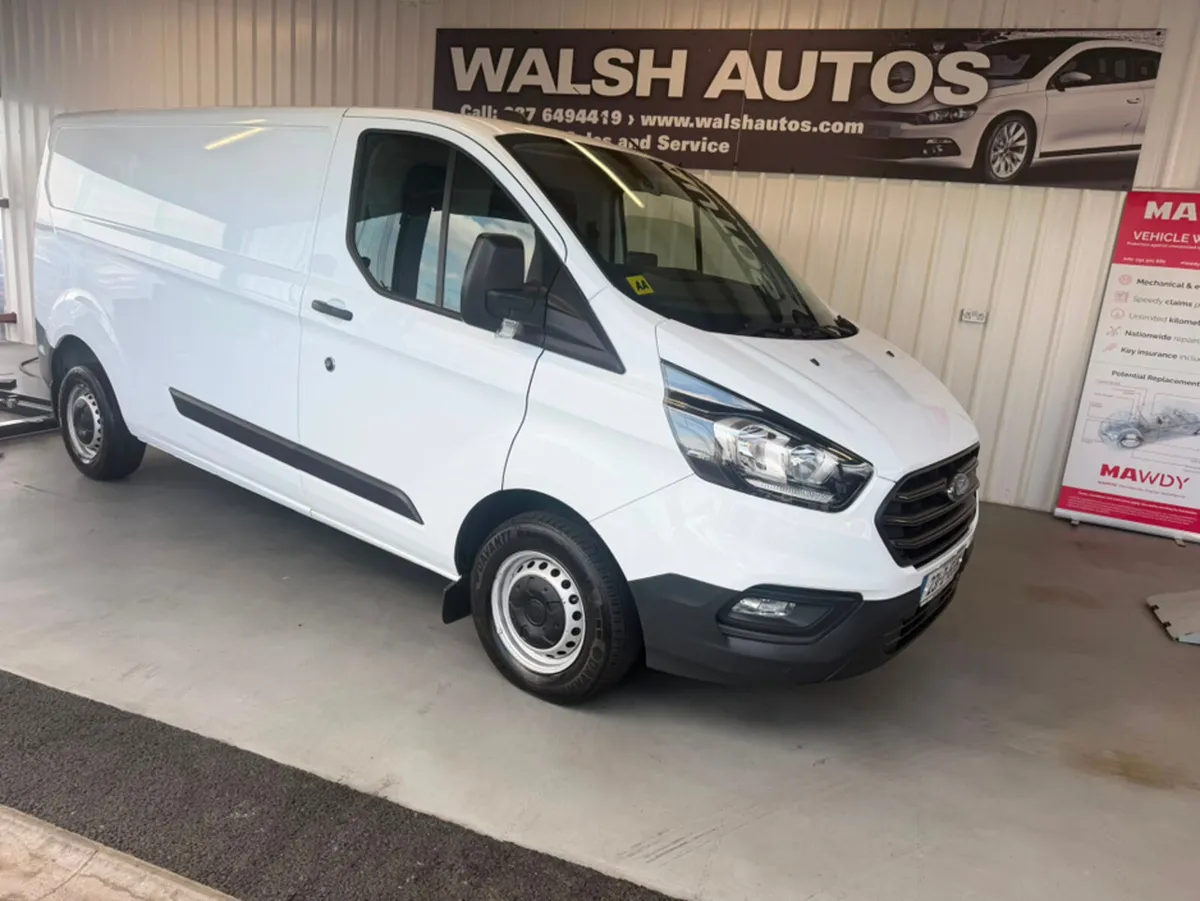 Ford Transit Custom 300L BASE 2.0 TD 130BHP M6 FWD - Image 1