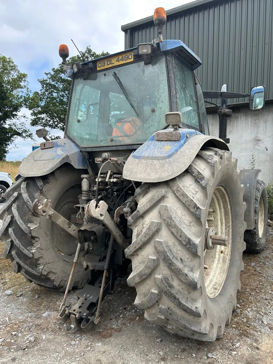 New Holland TM 165 ultra  2003 - Image 3