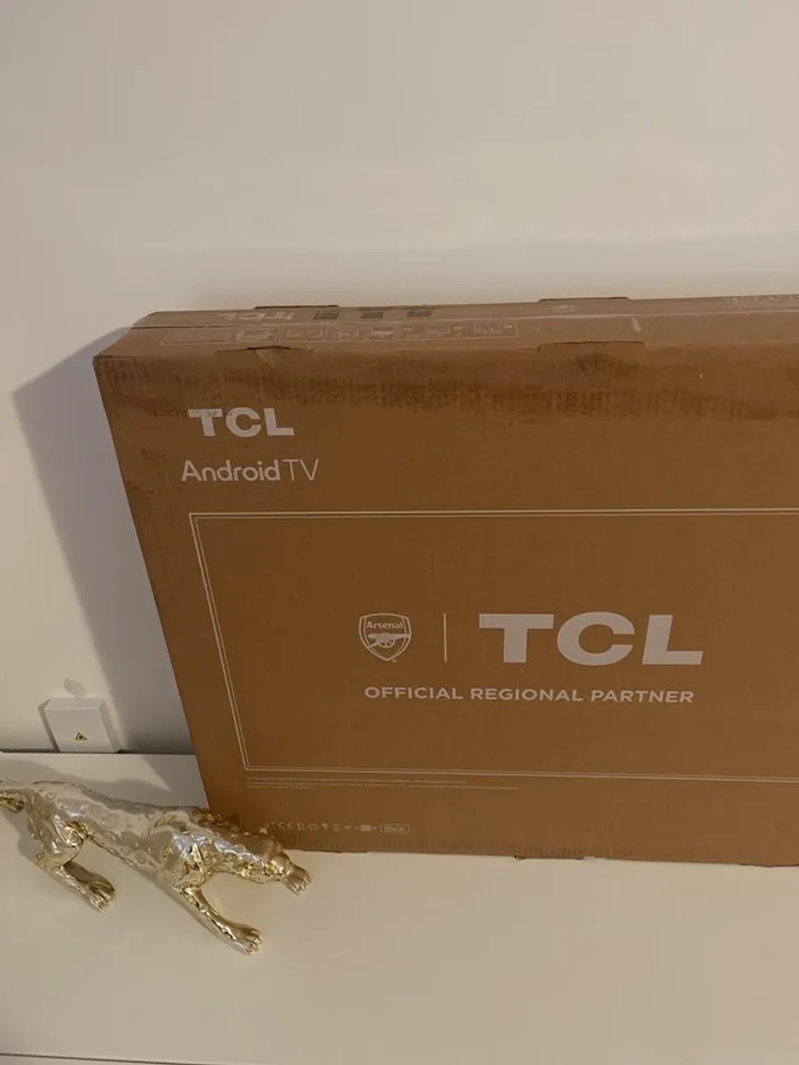 Tcl 43" 2k Qled Tv 43v5c - Image 3