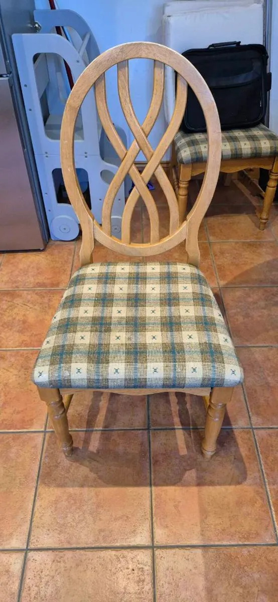 Kitchen Table - Image 3