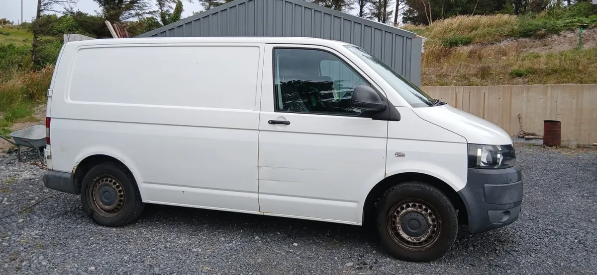 Volkswagen transporter swb 2011 - Image 2