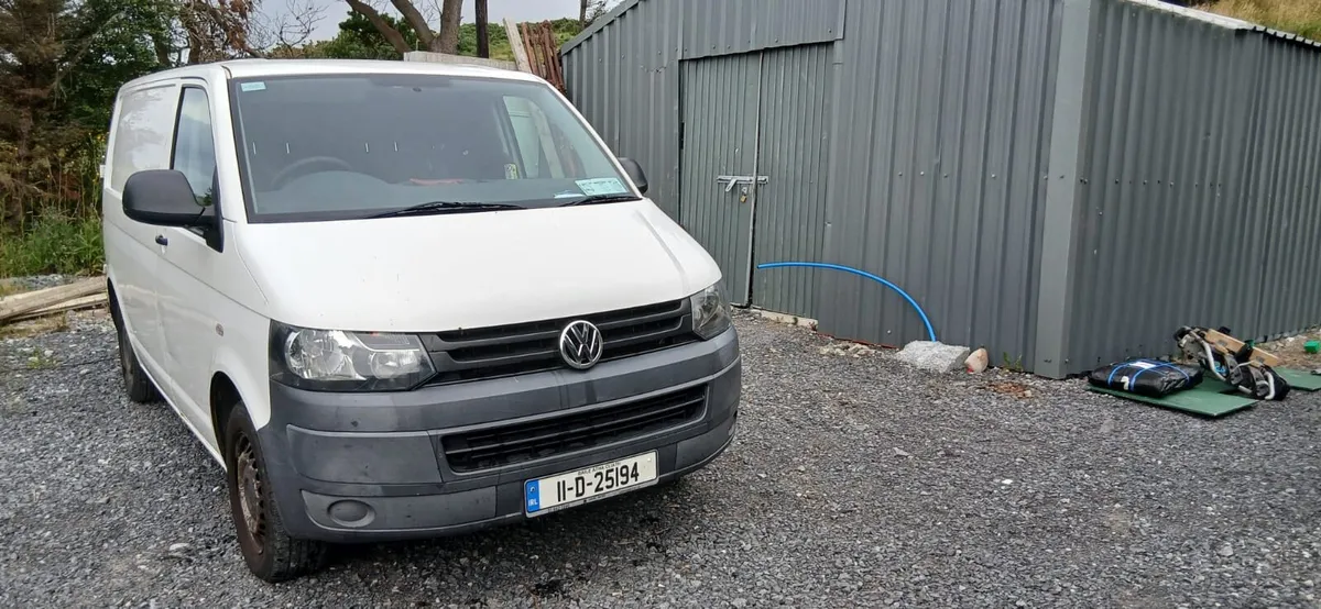 Volkswagen transporter swb 2011 - Image 1