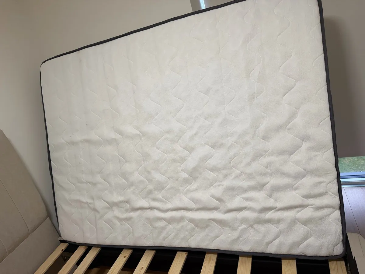 Double bed mattress - Image 2