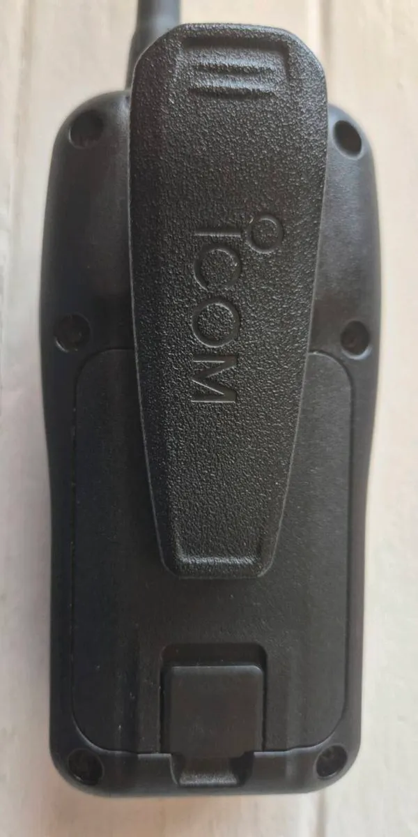 ICOM IC M23 Marine Radio. - Image 2