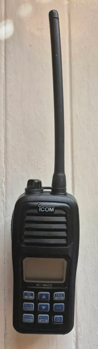 ICOM IC M23 Marine Radio. - Image 3