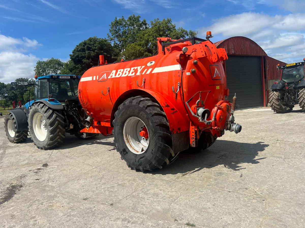 Abbey 2500R Tank - Image 3