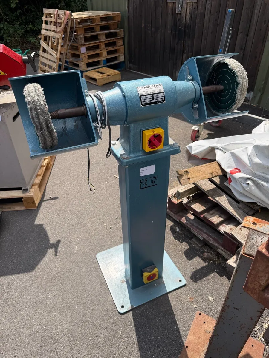 Pedestal /polishers - Image 1