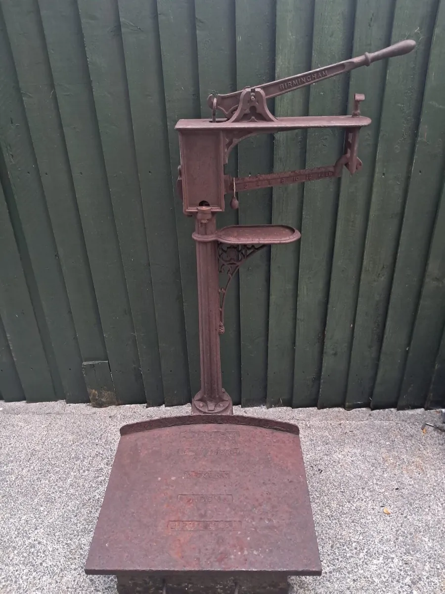 antique railway station platform weighing scales - Image 1