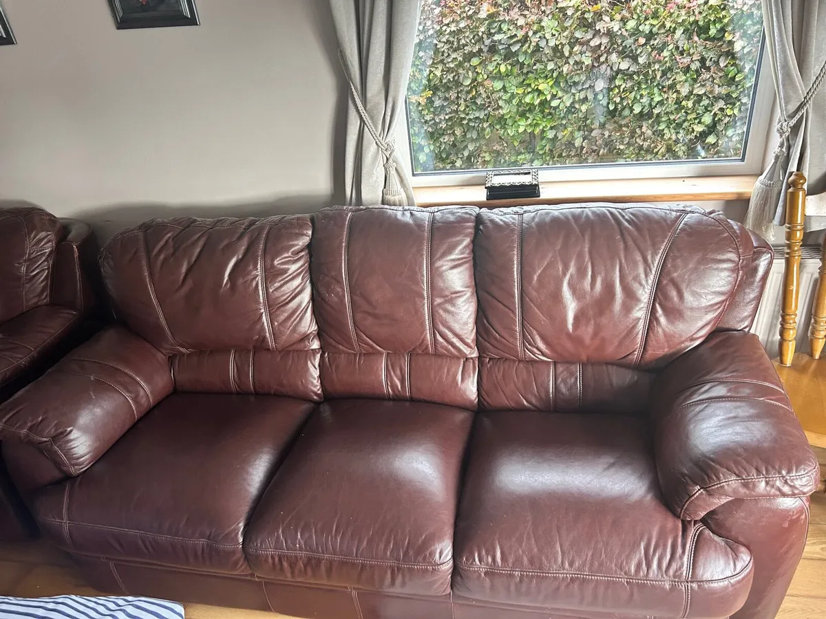 Suit of furniture - Image 3