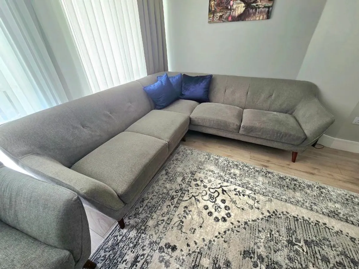 Sofa - Image 3