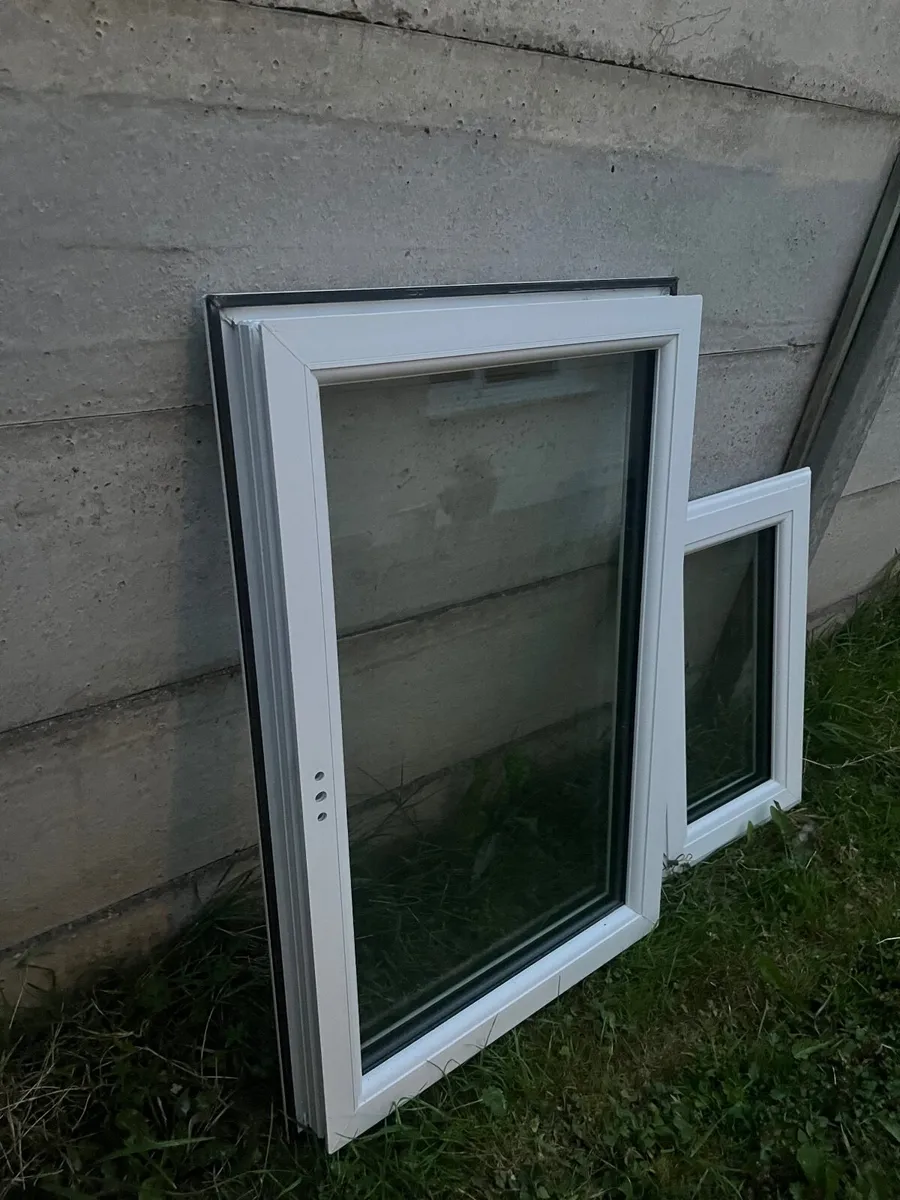PVC Double Glazed Window Units x 2 - Image 3