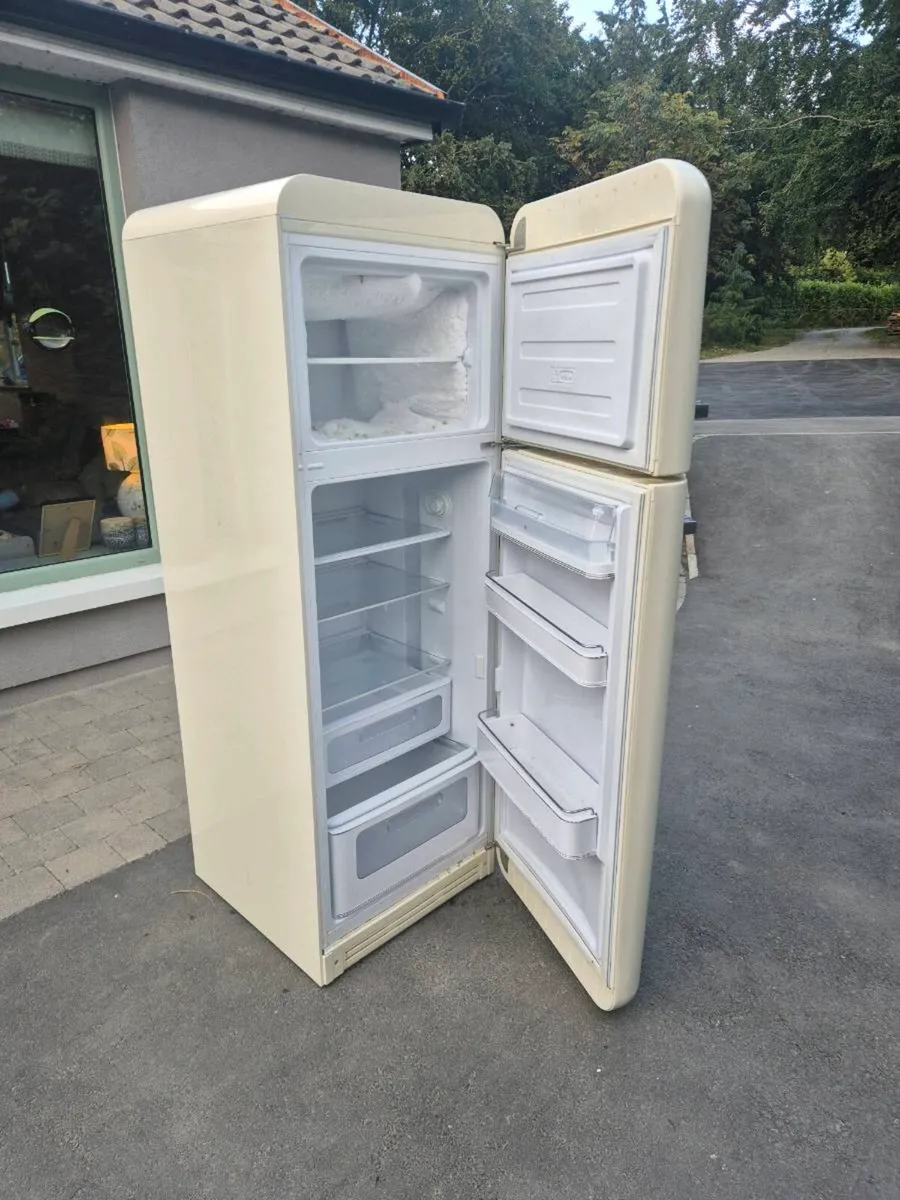 Smeg fridge freezer - Image 2
