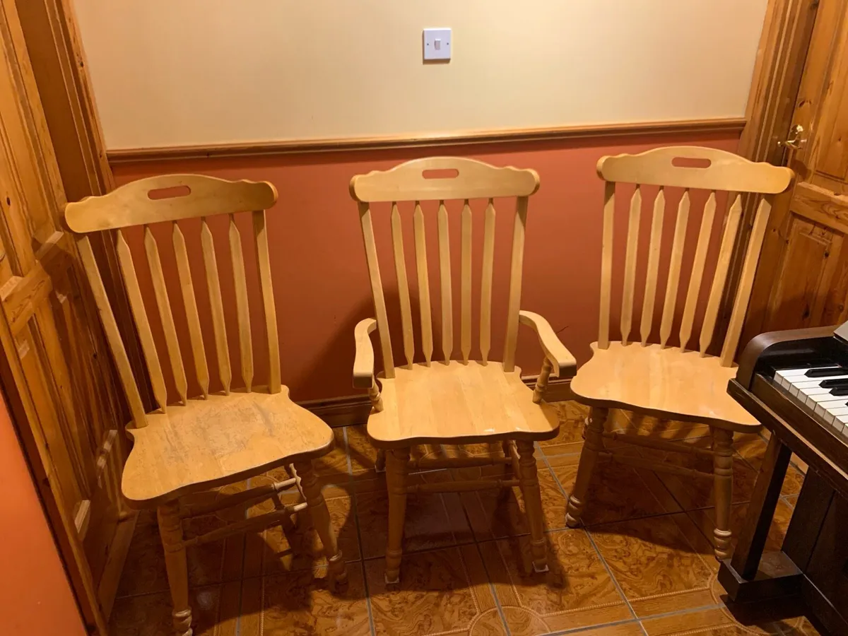 4 Wooden Kitchen Chairs - Image 1