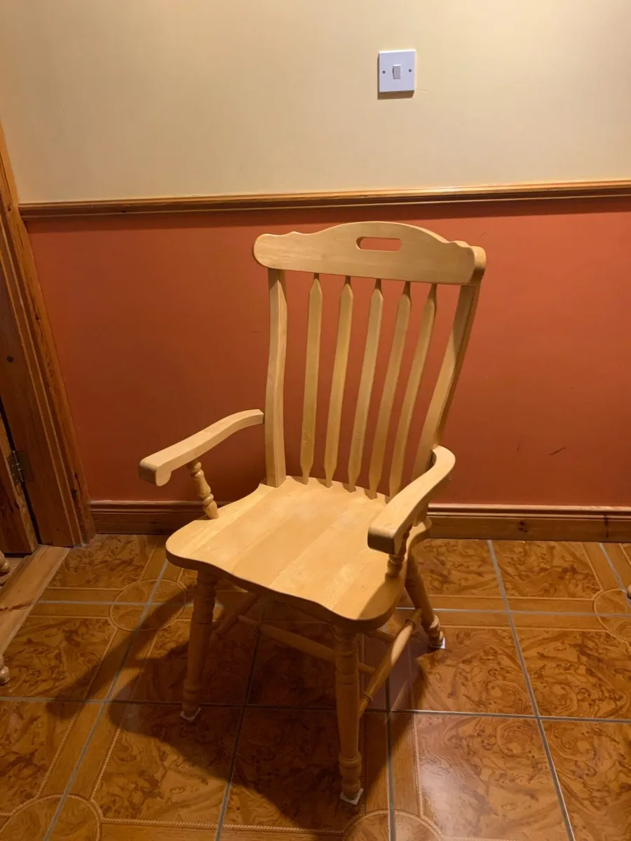 4 Wooden Kitchen Chairs - Image 3