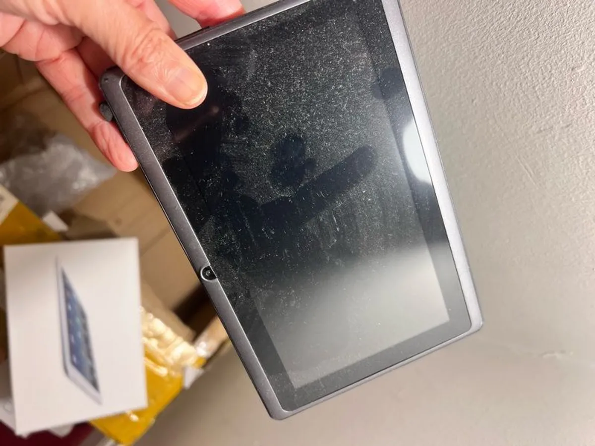 tablet - Image 2
