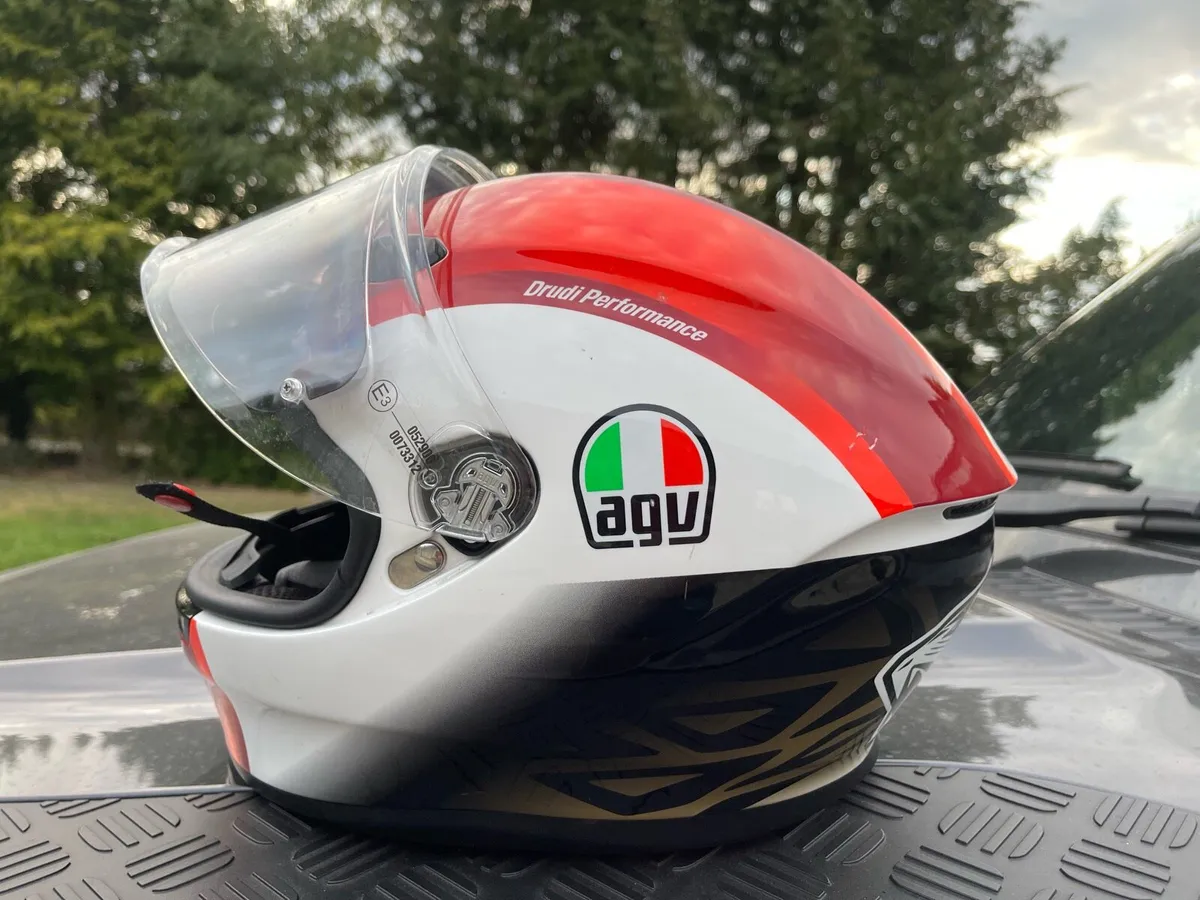 AGV K6 Helmet - Image 2