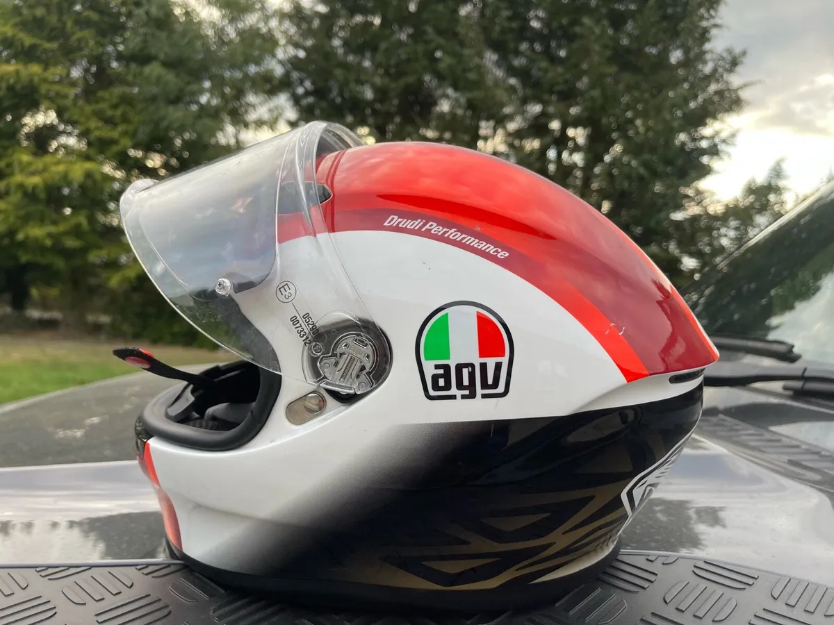 AGV K6 Helmet - Image 3