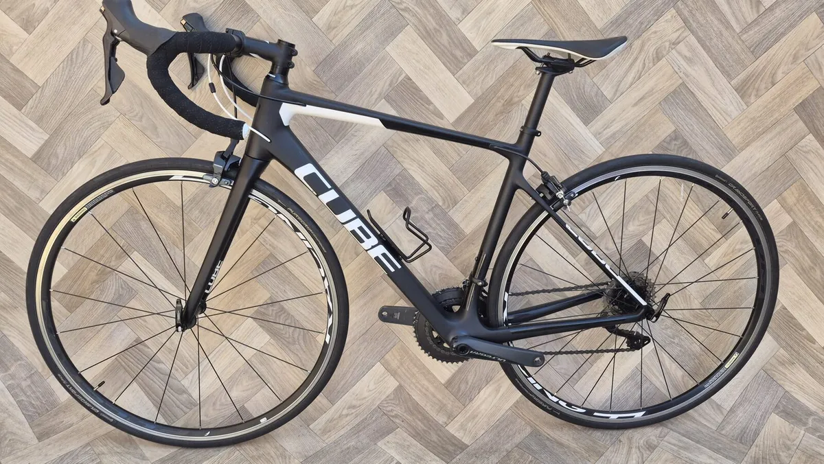 CUBE ATTAIN, FULL CARBON, BRAND NEW - Image 3