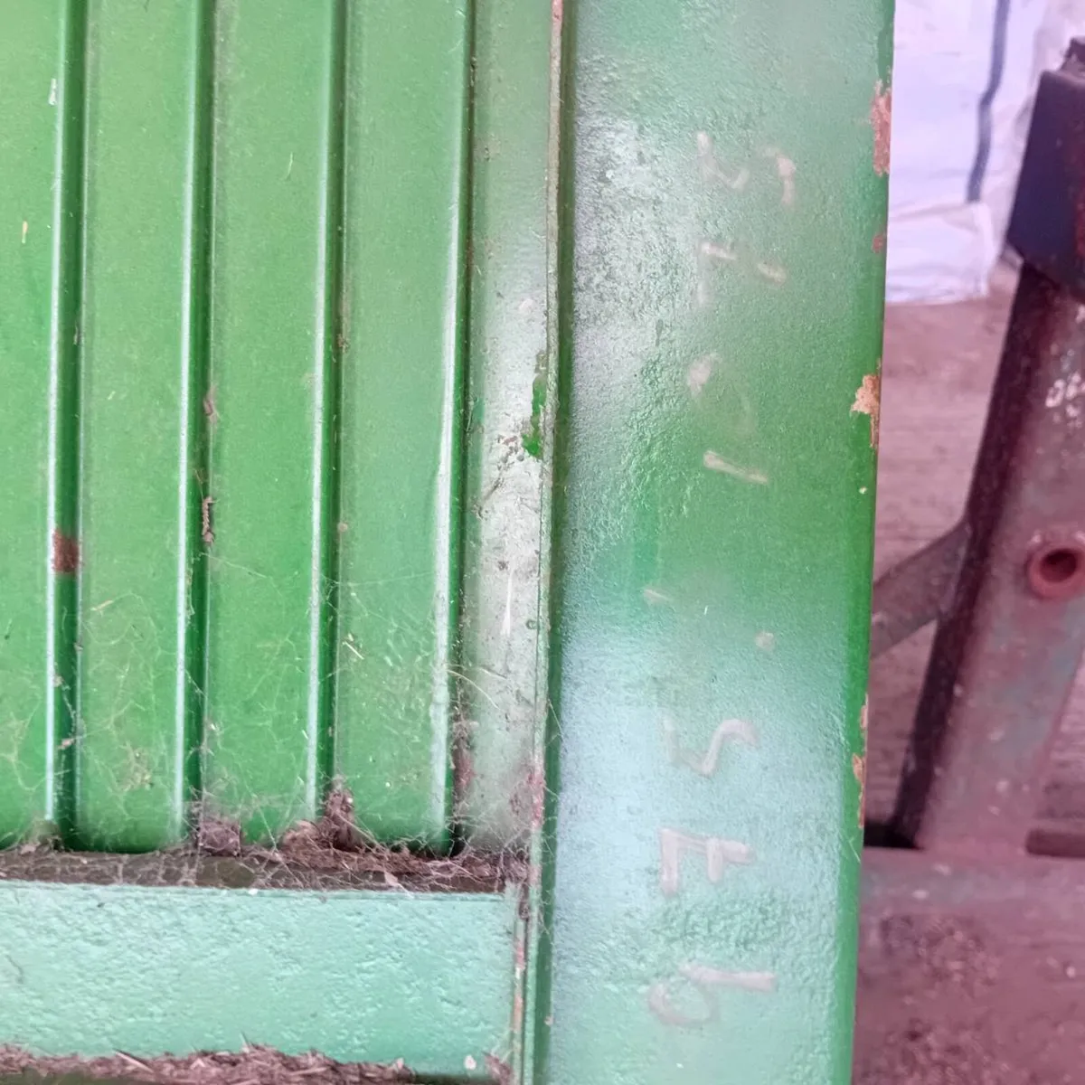 John deere grain pan,hawk powerwasher, brackets - Image 3