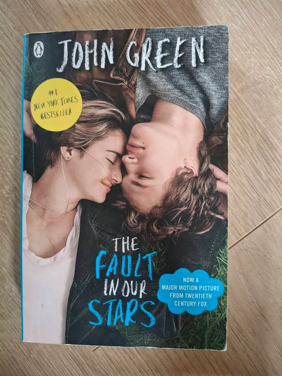 The Fault in Our Stars John Green - Image 1