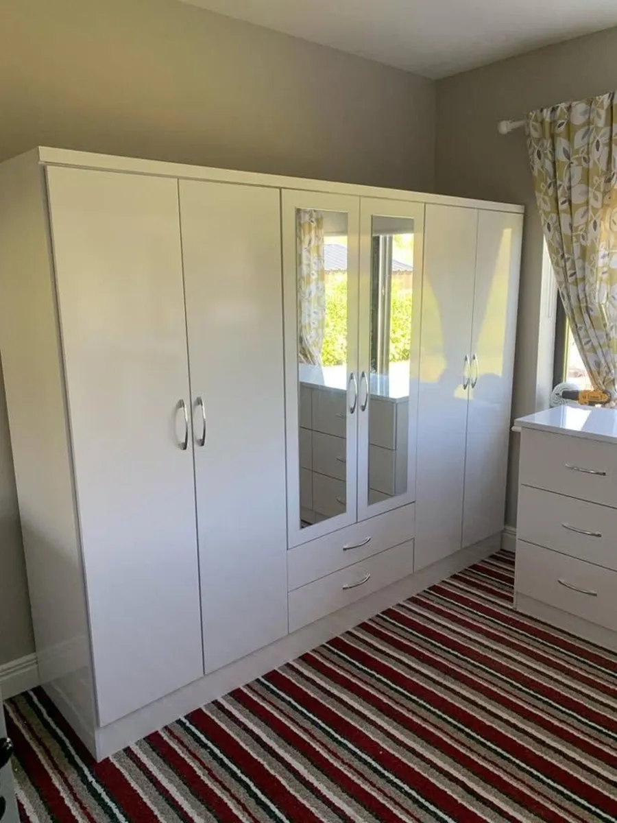 6 DOOR WARDROBES - Image 2