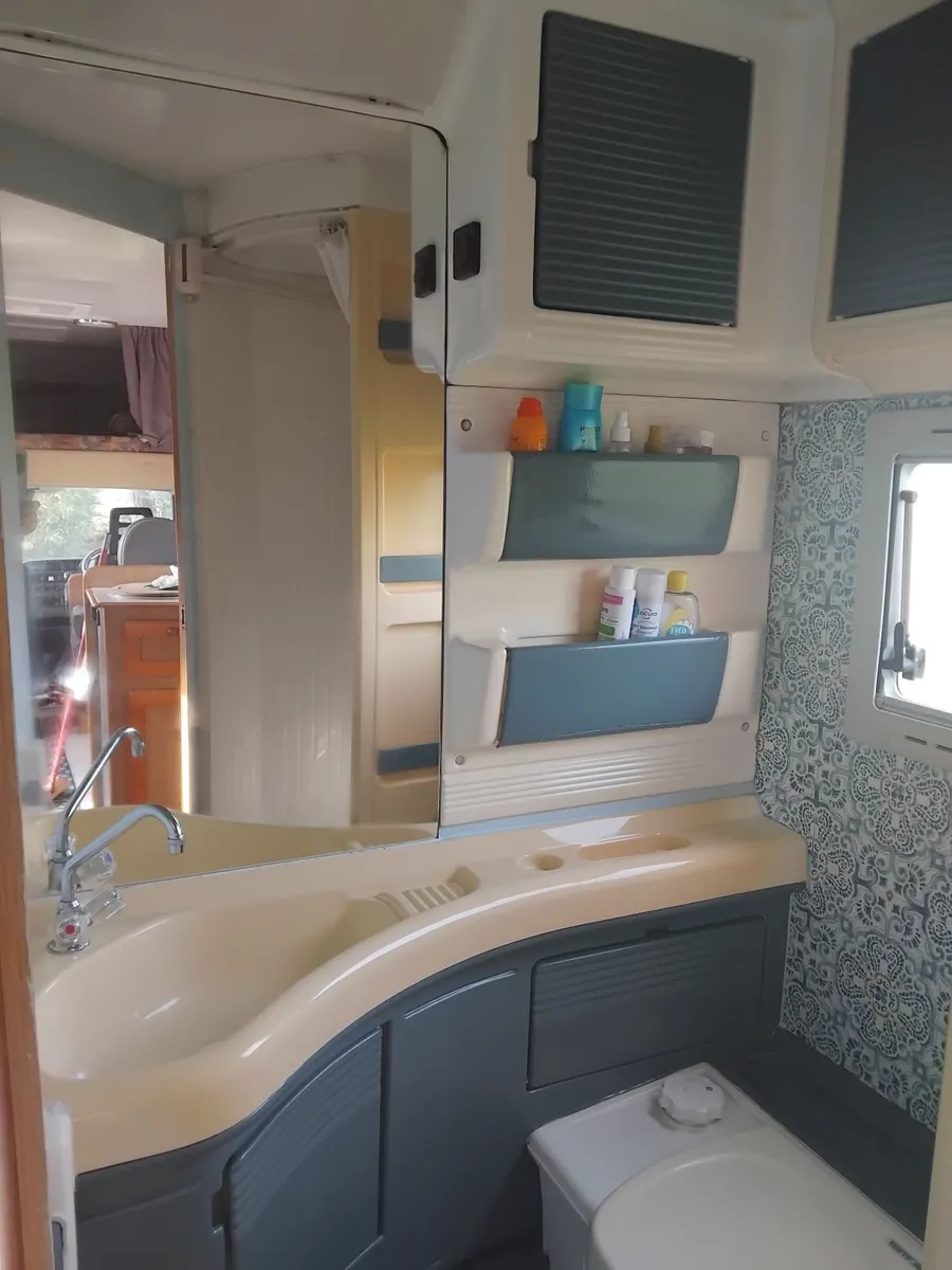 Campervan - Image 4