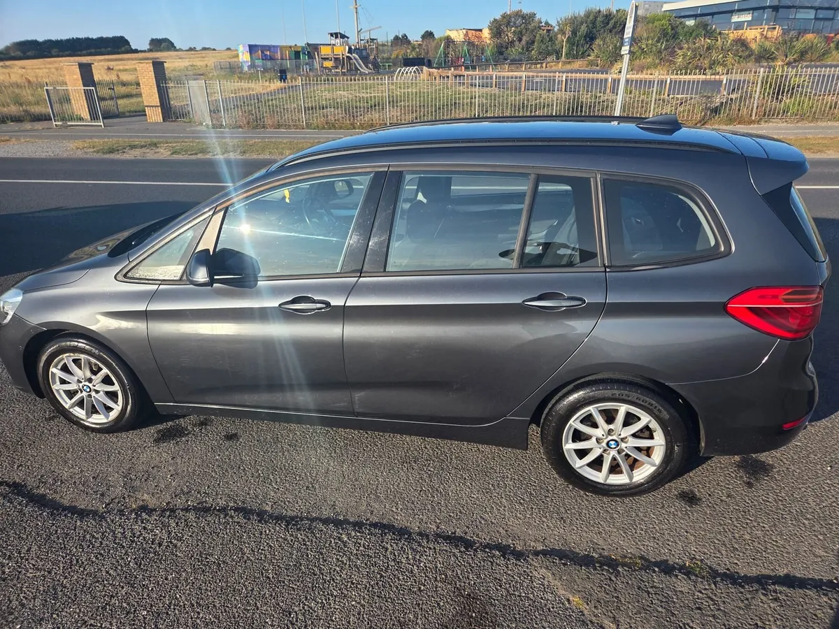 162 BMW   AUTOMATIC   7 SEATS    2.0 DIESEL - Image 1