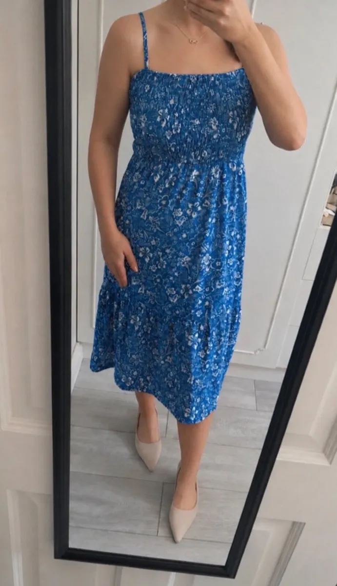 NEW blue and white ditsy floral smocked sundress - Image 1