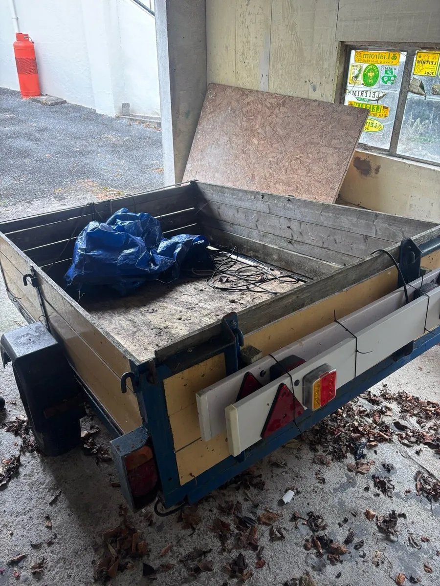 Trailer - Image 2