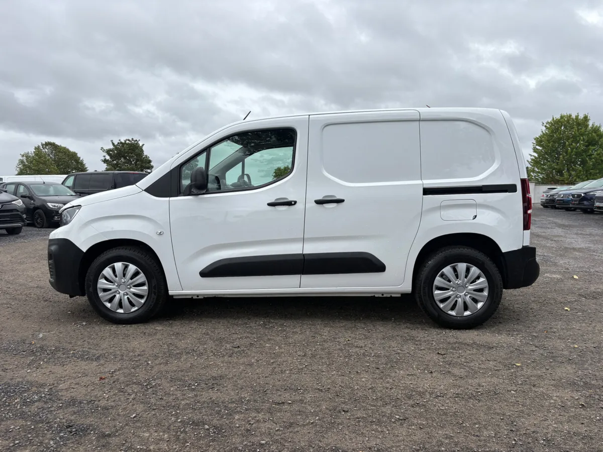 Peugeot Partner - Image 1