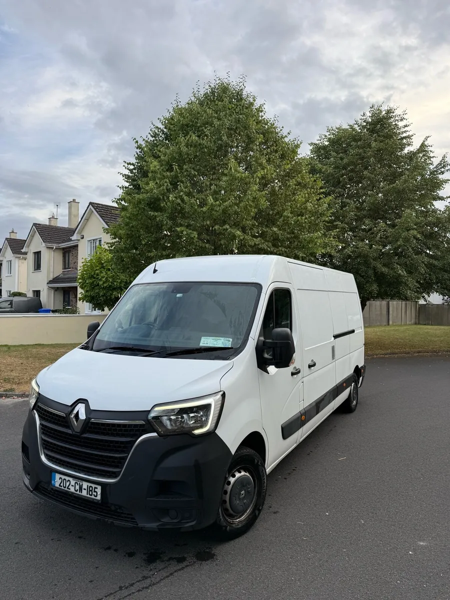 Renault Master - Image 2