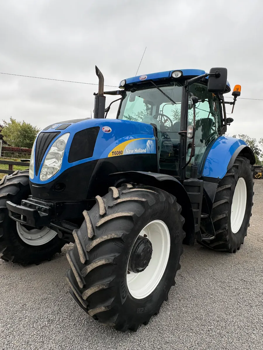 New Holland Tractor - Image 1